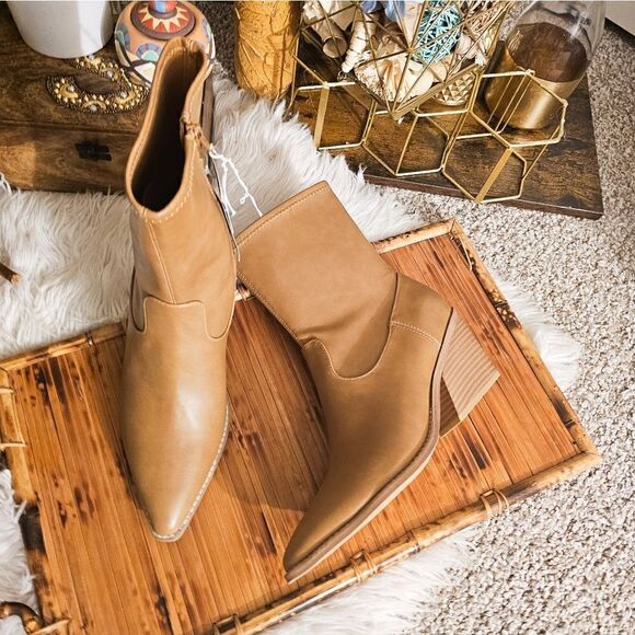 Universal Thread Aubree Ankle Boots With Memory Form Insole. - Picture 1 of 13